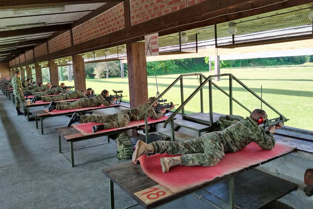 Slika https://www.morh.hr/wp-content/uploads/2025/06/2025-06-17-natjecanje-u-gadanju-hkov-1024x683.jpg