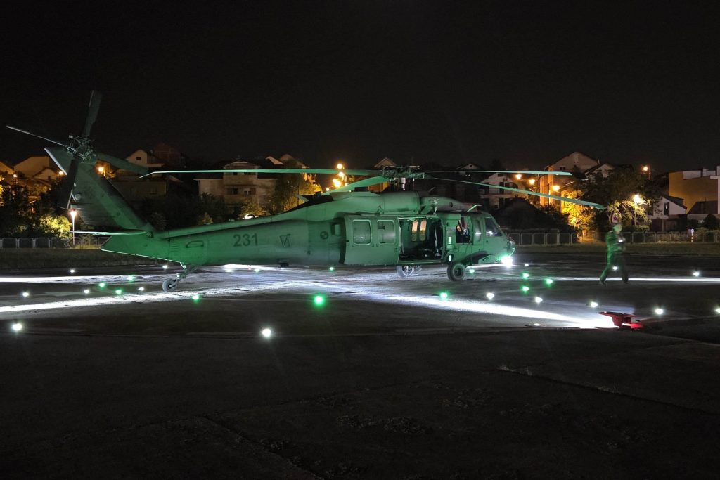 Slika https://www.morh.hr/wp-content/uploads/2025/08/2025-08-16-helikopterski-prijevoz-1024x683.jpg