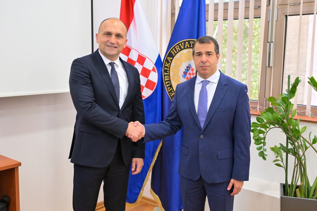 Slika https://www.morh.hr/wp-content/uploads/2025/09/2025-09-02-mo-vp-azerbajdzana-1024x683.jpg