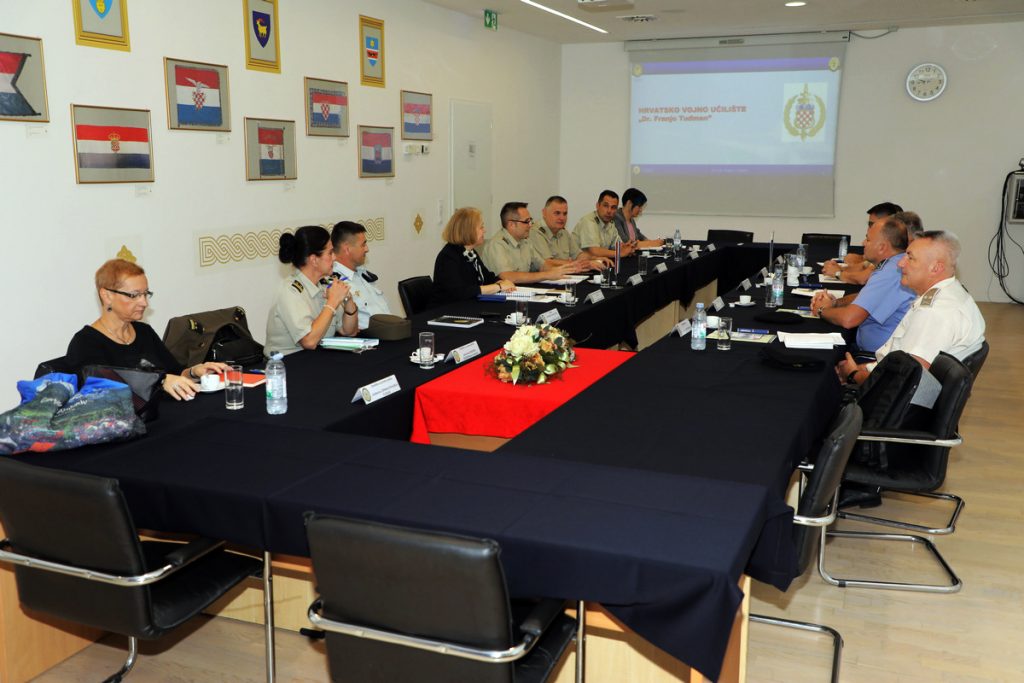 Slika https://www.morh.hr/wp-content/uploads/2025/09/2025-09-03-hvu-bih-01-1024x683.jpg