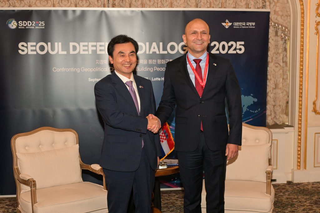 Slika https://www.morh.hr/wp-content/uploads/2025/09/2025-09-09-mo-korea-1024x683.jpg