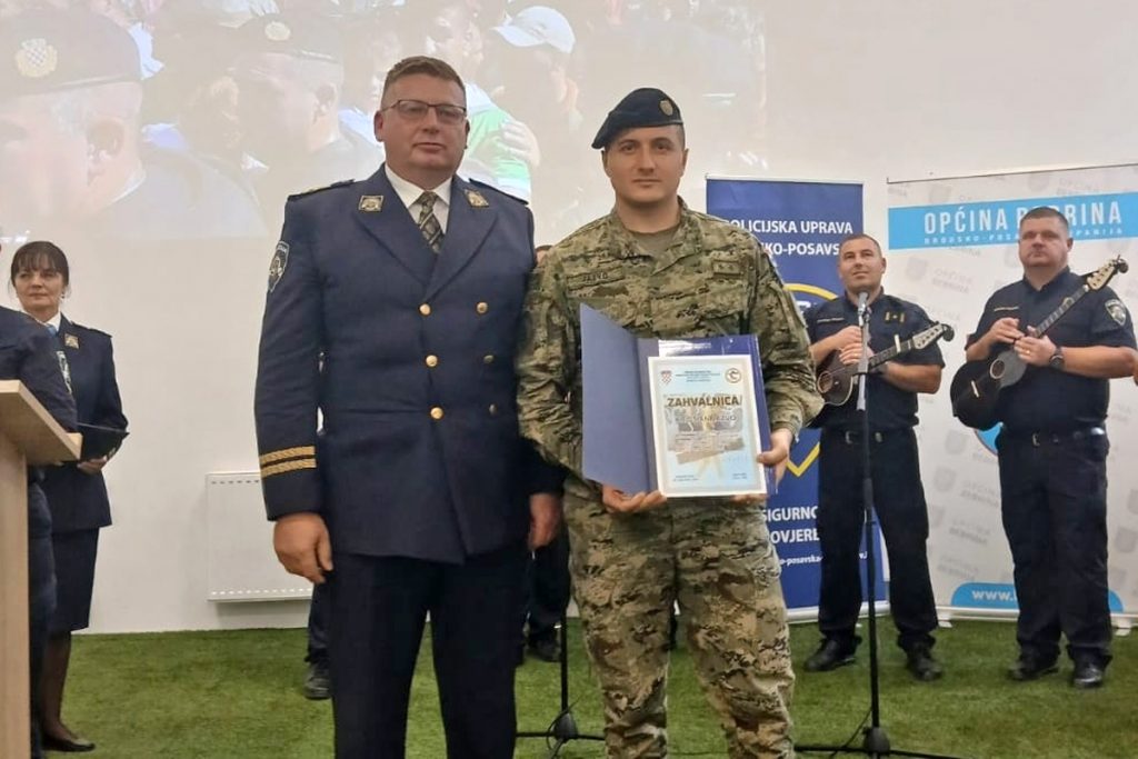 Slika https://www.morh.hr/wp-content/uploads/2025/09/2025-09-27-kristijan-jazvo-1024x683.jpg