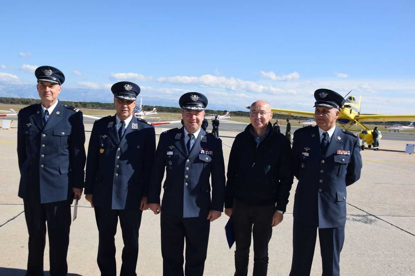 Slika https://www.morh.hr/wp-content/uploads/2025/10/2025-10-04-letacki-znak-krsticevic-1350x900.jpg