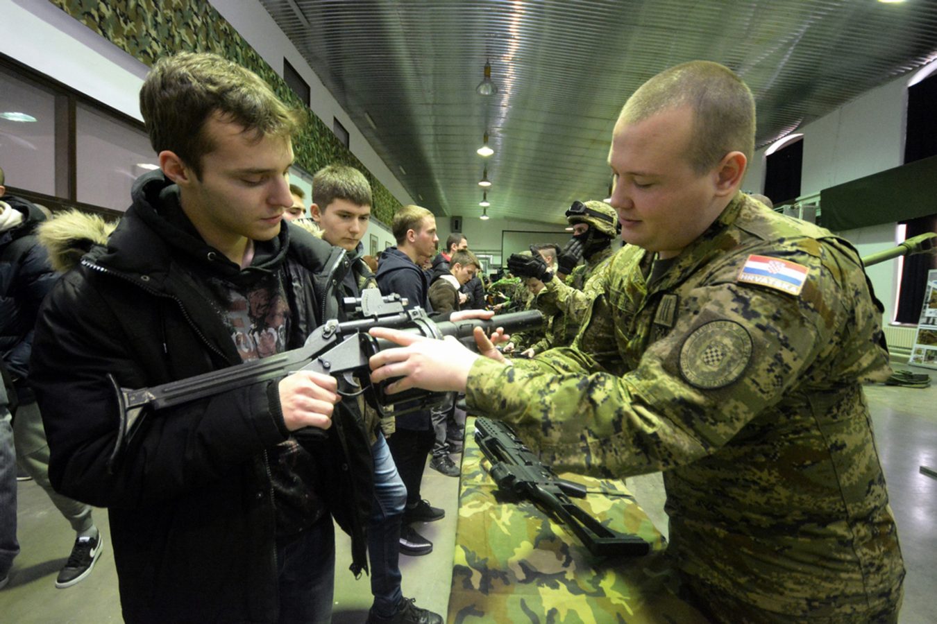 Slika https://www.morh.hr/wp-content/uploads/2025/10/2025-10-16-dov-hvu-1350x900.jpg