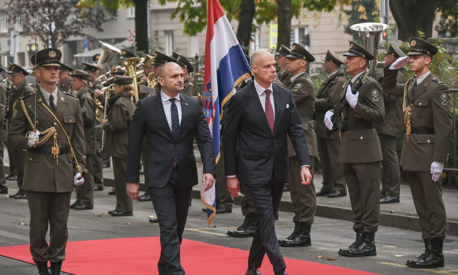 Slika https://www.morh.hr/wp-content/uploads/2025/10/2025-10-21-madarski-ministar-1500x900.jpg