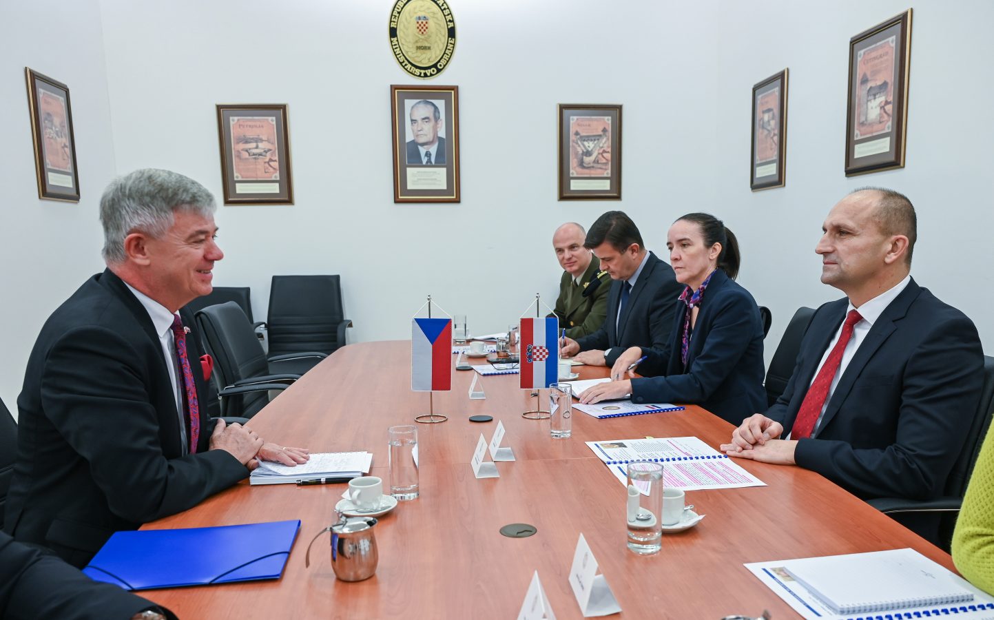 Slika https://www.morh.hr/wp-content/uploads/2025/11/2025-11-04-vpl-ceske-mo-rh-1443x900.jpg