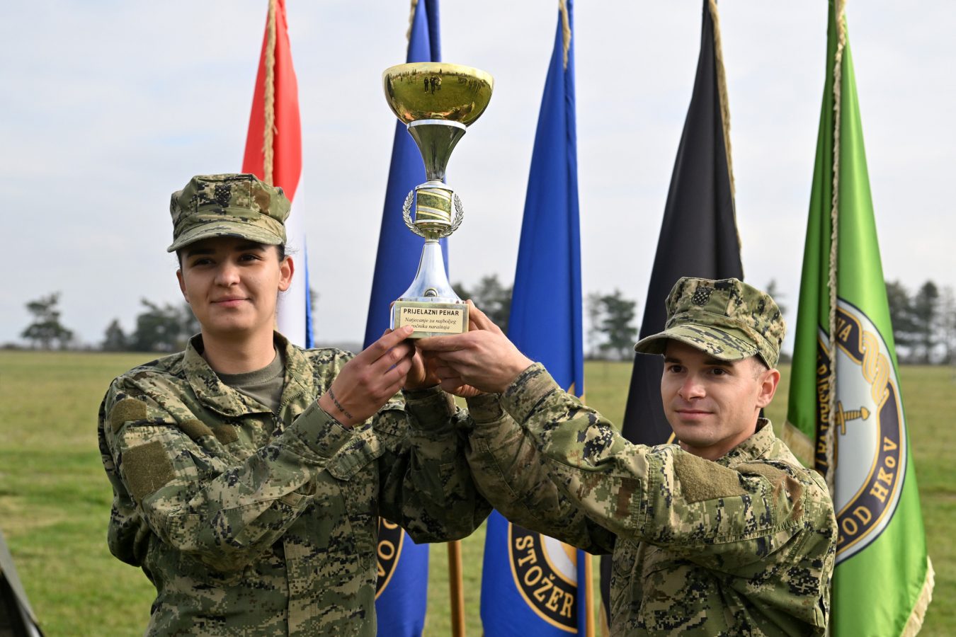 Slika https://www.morh.hr/wp-content/uploads/2025/11/2025-11-07-natjecanje-dragovoljni-rocnici-1350x900.jpg