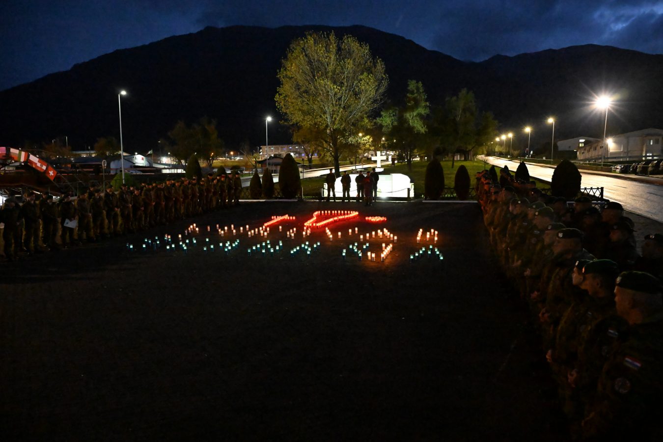 Slika https://www.morh.hr/wp-content/uploads/2025/11/2025-11-17-kfor-1350x900.jpg