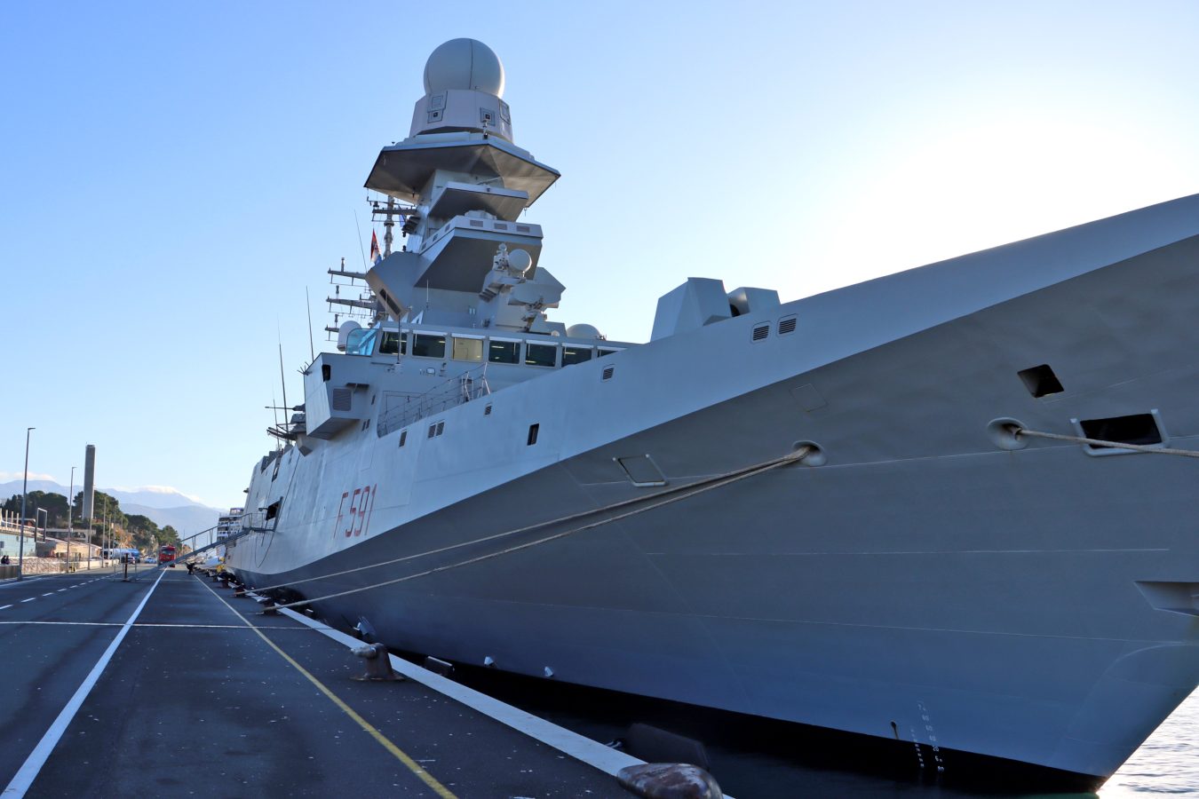 Slika https://www.morh.hr/wp-content/uploads/2026/01/2026-01-16-fregata-virginio-fasan--1350x900.jpg