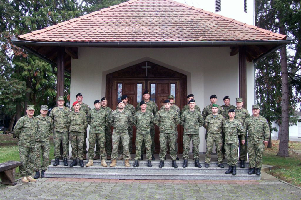 Slika https://www.morh.hr/wp-content/uploads/2026/02/2026-02-06-zavrsetak-tecaja-za-instruktore.jpg