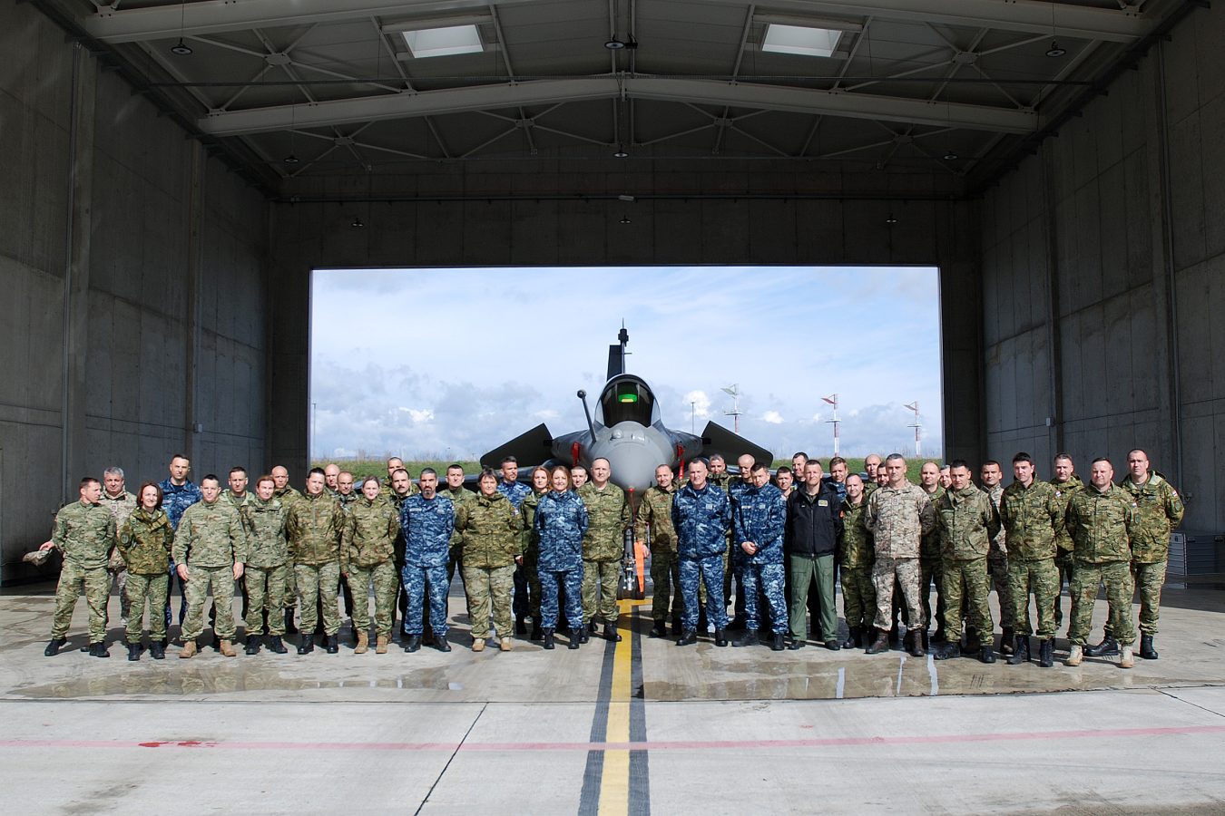 Slika https://www.morh.hr/wp-content/uploads/2026/03/2026-03-18-nastavni-posjet-hrz-1350x900.jpg