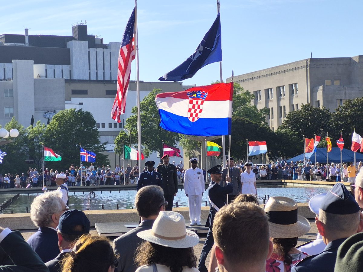 Slika https://www.morh.hr/wp-content/uploads/2026/04/2026-04-20-pripadnici-os-rh-na-73.-norfolk-nato-festivalu-2026-1200x900.jpg