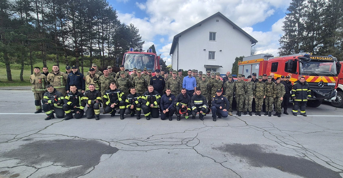 Slika https://www.morh.hr/wp-content/uploads/2026/04/2026-04-23-obuka-osoblja-iz-protupozarne-zastite-gakovo.jpg