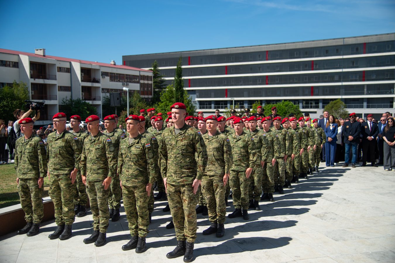 Slika https://www.morh.hr/wp-content/uploads/2026/04/2026-04-28-pauci-dodjela-beretki-1350x900.jpg