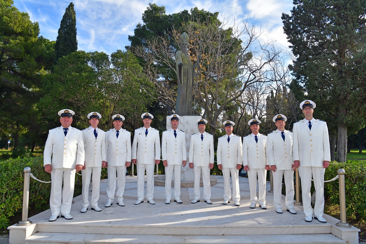 Slika https://www.morh.hr/wp-content/uploads/2026/04/5-klapa-hrm-tbrandt.jpg