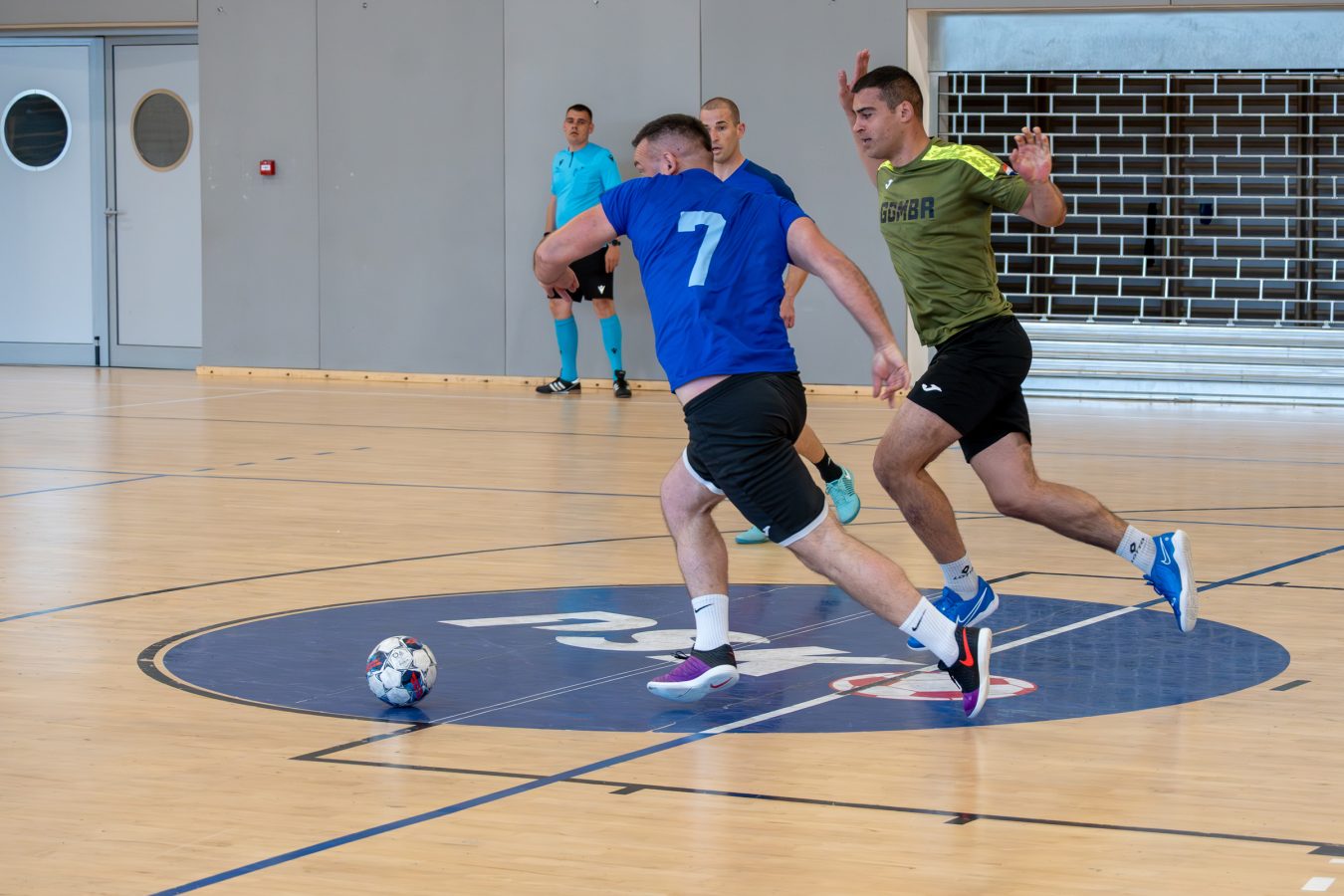 Slika https://www.morh.hr/wp-content/uploads/2026/05/2026-05-25-deveto-prvenstvo-hrvatske-kopnene-vojske-u-malom-nogometu-1350x900.jpg