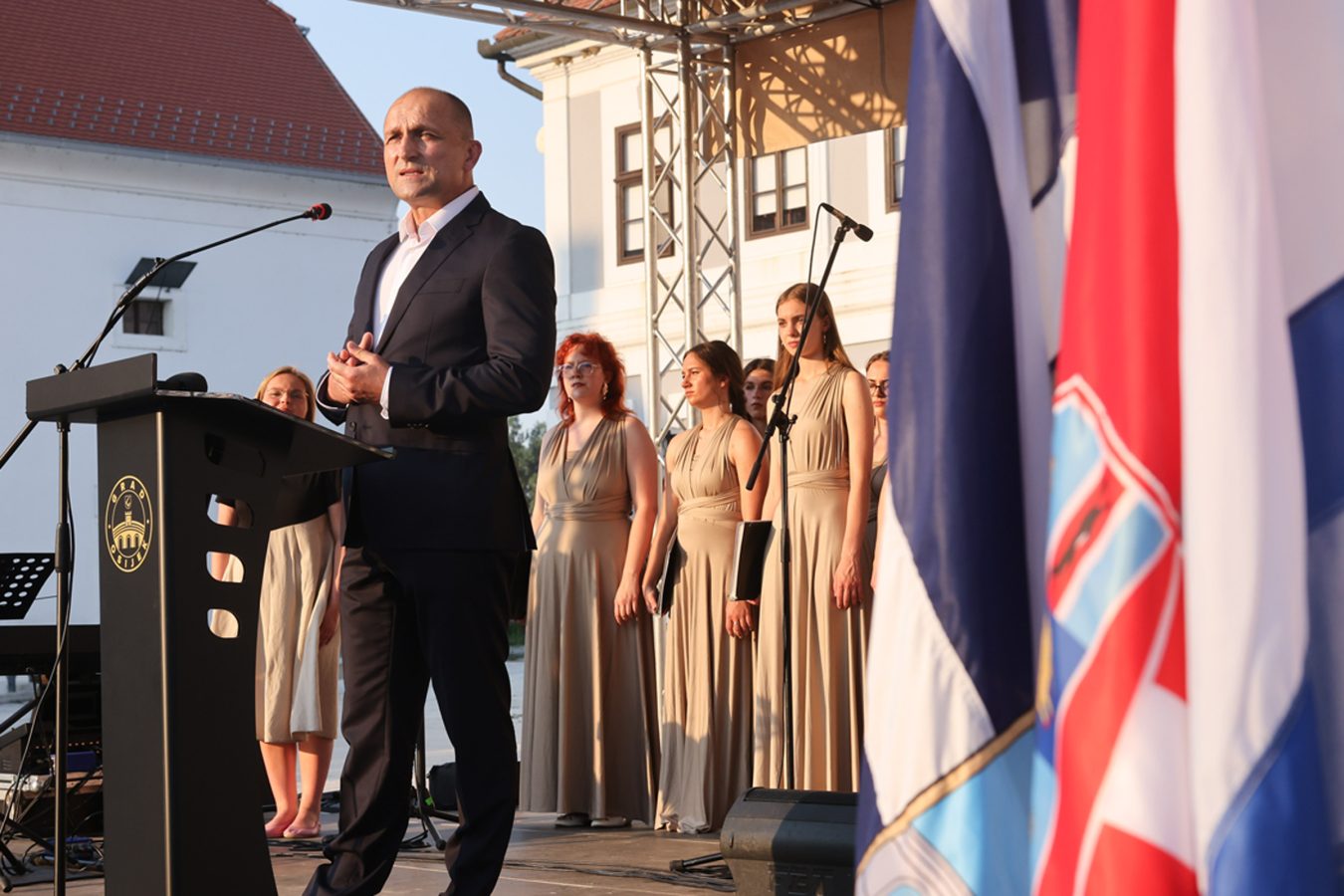 Slika https://www.morh.hr/wp-content/uploads/2026/06/2026-06-28-mo-dan-os-branitelja-2-1350x900.jpg